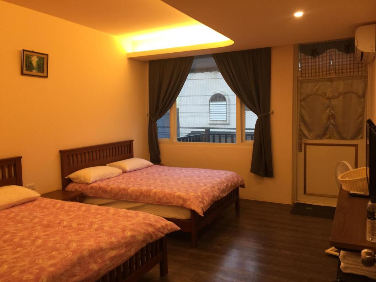 Golden Flower Homestay Yuli Exterior foto